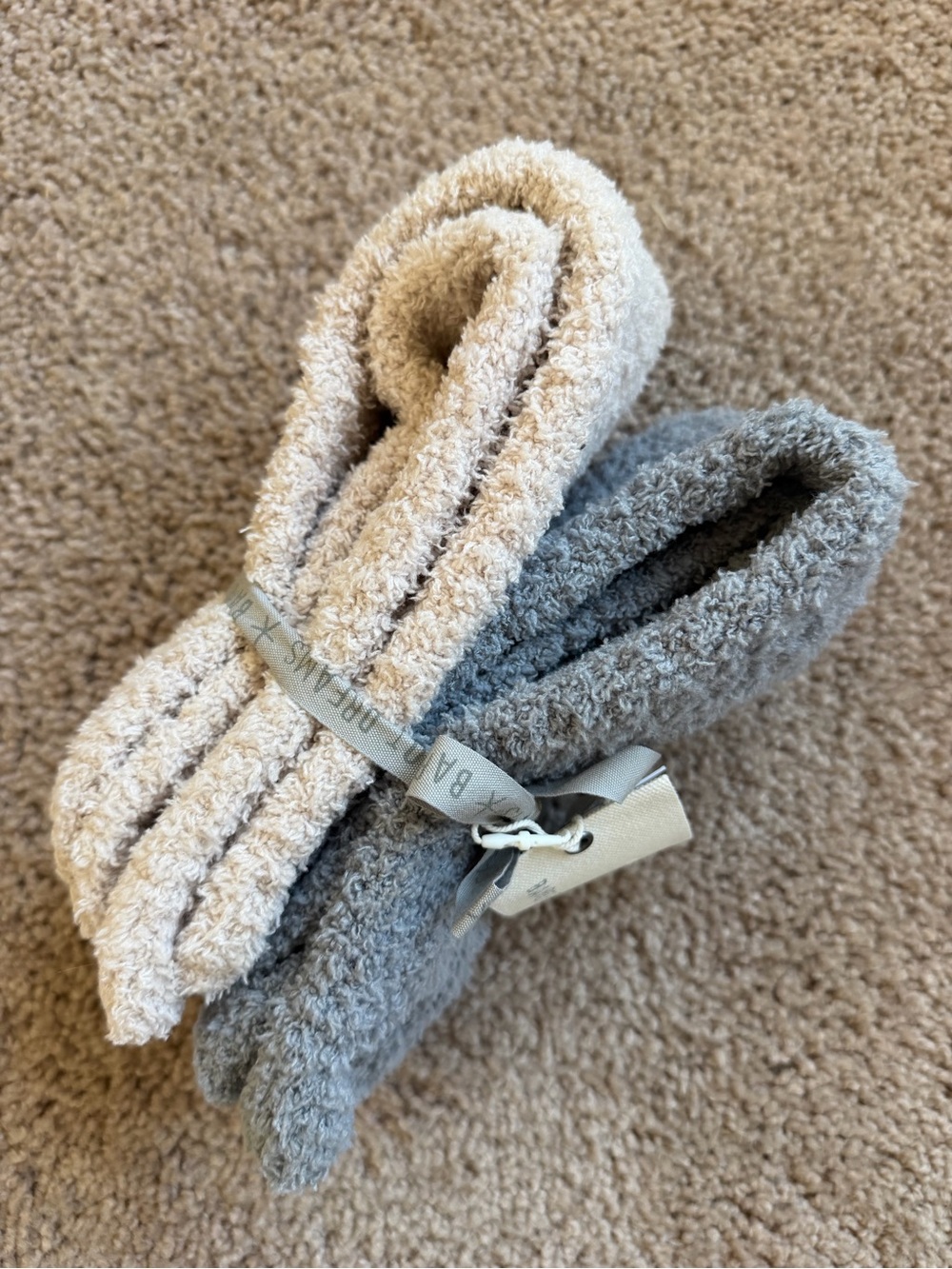 Barefoot Dreams Socks - Picture 2 of 3